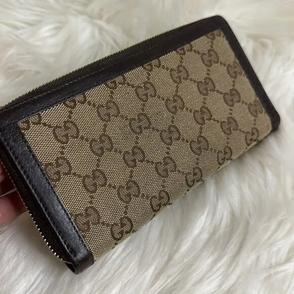 💯Authentic Gucci Zipped Long Wallet 🍀 - Picture 6 of 16